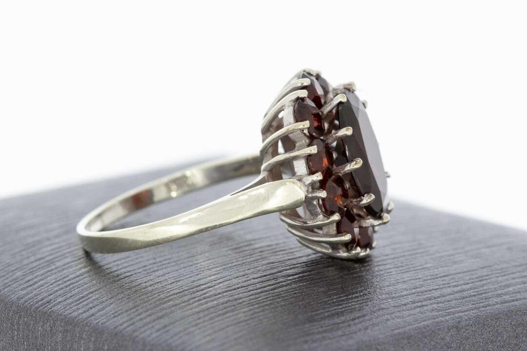 Marquise-Ring Damen 333 Wei&szlig;gold mit Granat - Ringgr&ouml;&szlig;e 50 (15,8 mm)