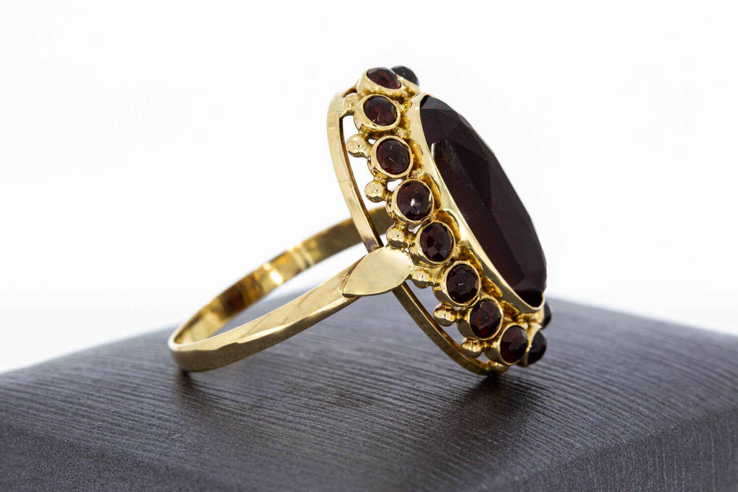 Vintage Granat Gold Ring 14 Karat 17 2 mm