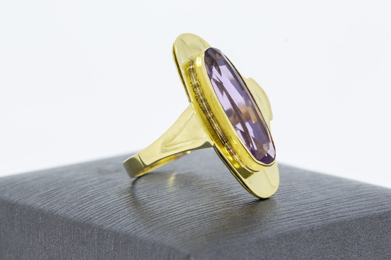 Amethyst Marquis Ring 14 Karat Gold - 18,1 mm