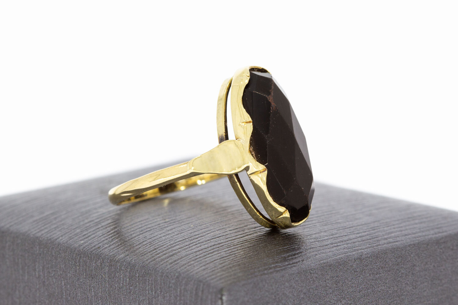 Marquis Ring 14 Karat Gold mit Granat - 18,3 mm