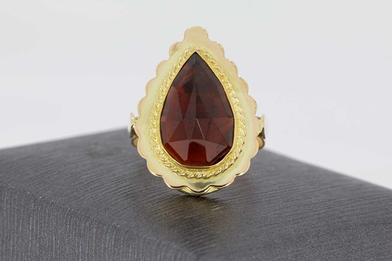 14 Karat Goldene Retro Ring mit Granat - 17,5 mm