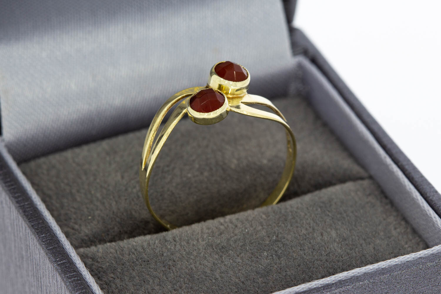 Vintage-Ring aus 14 Karat Gold mit Granat - 19 mm