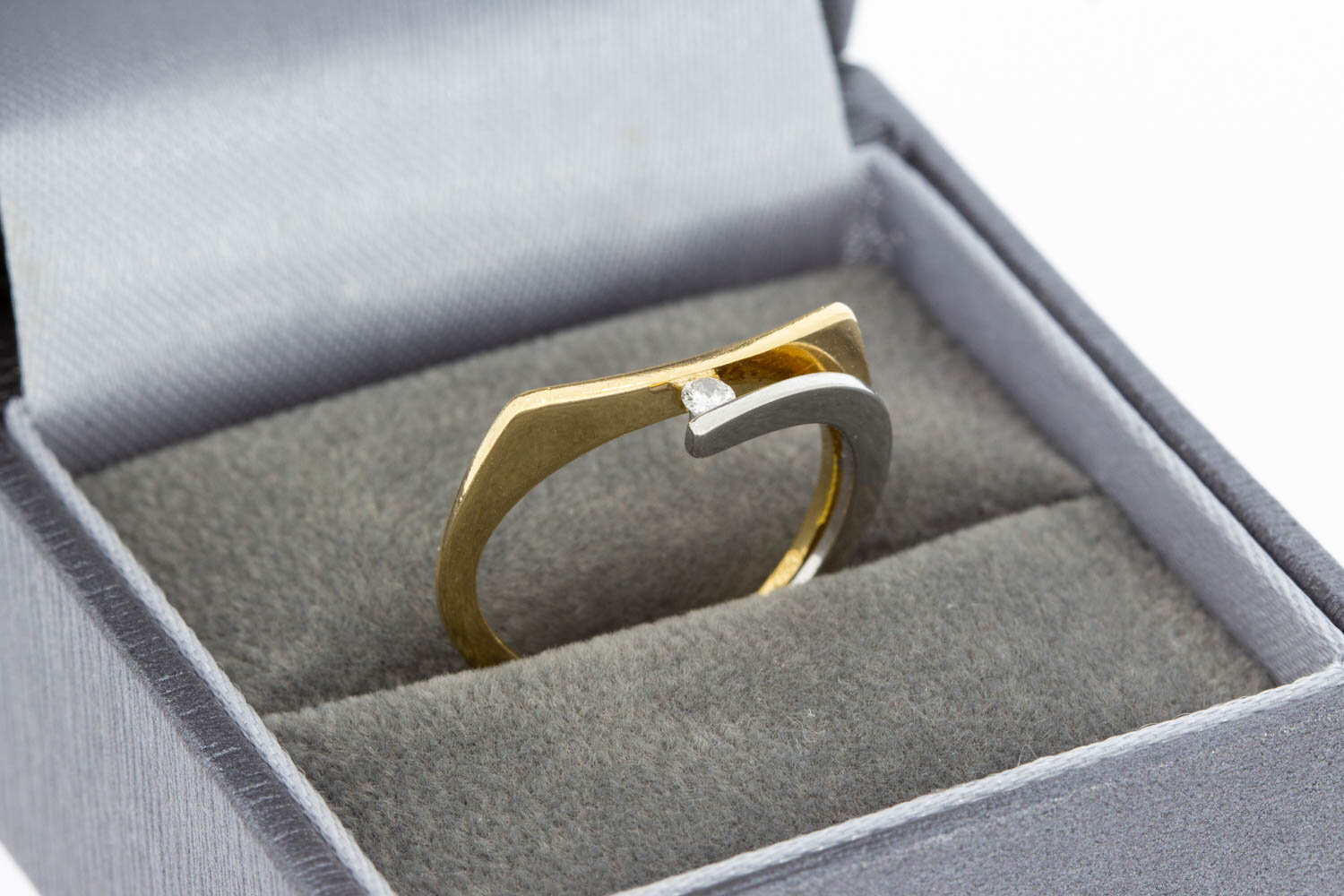 Geschwungene Ring 18 Karat Gold mit Diamant - 15,8 mm