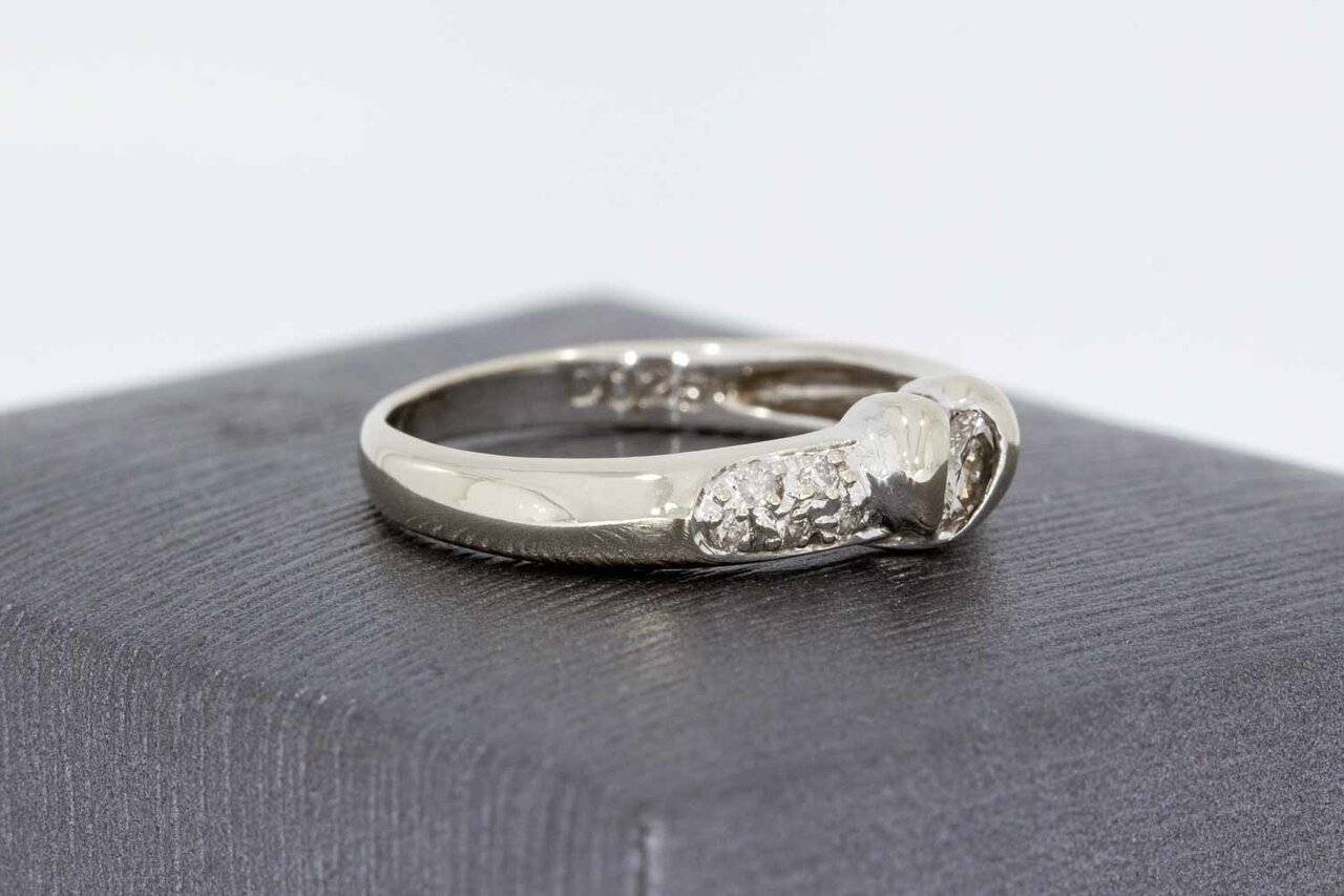 18 Karat goldene Entourage Diamant Ring - 16,9 mm