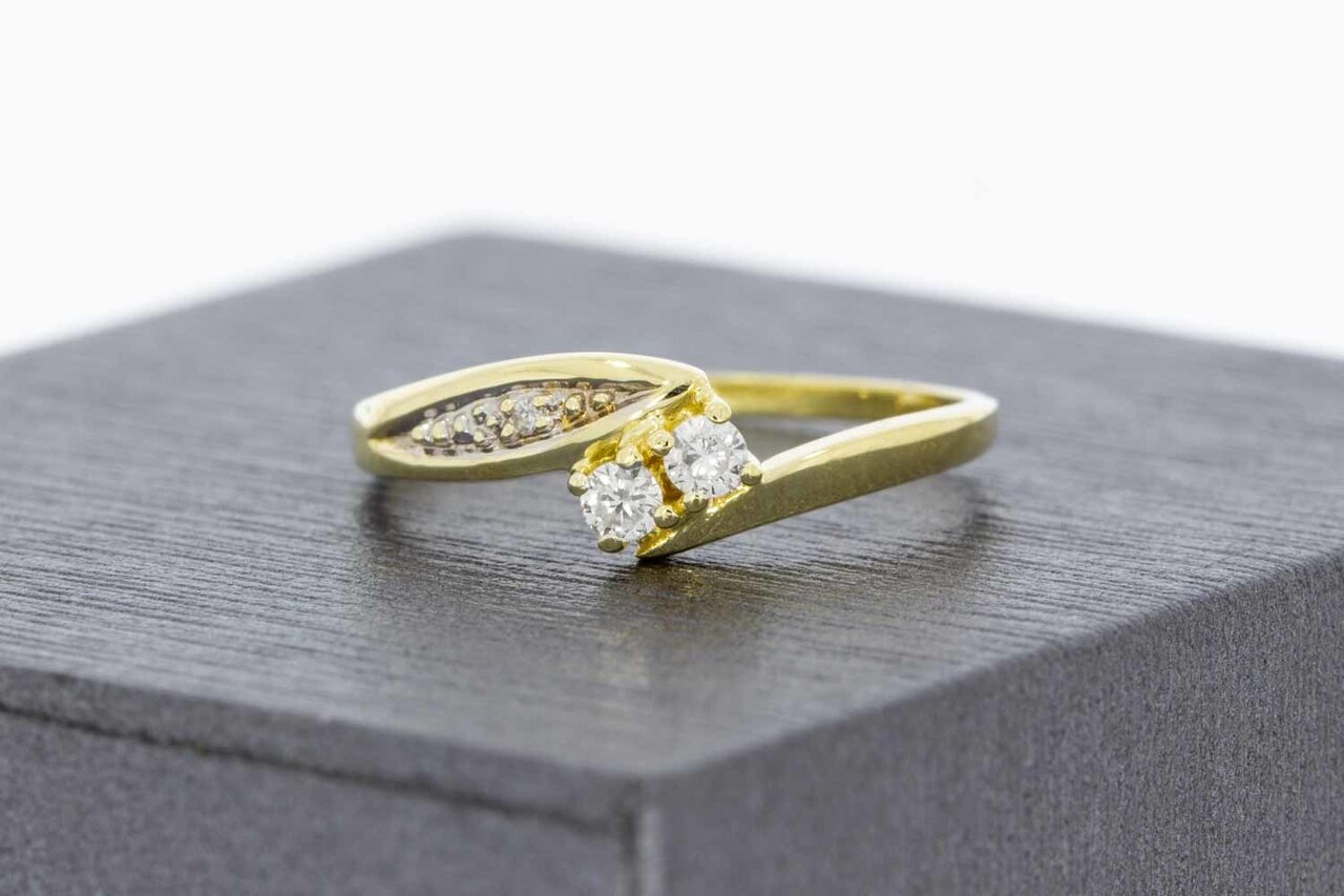 14 Karat Gold geschwungene Ring mit Diamant - 16 mm