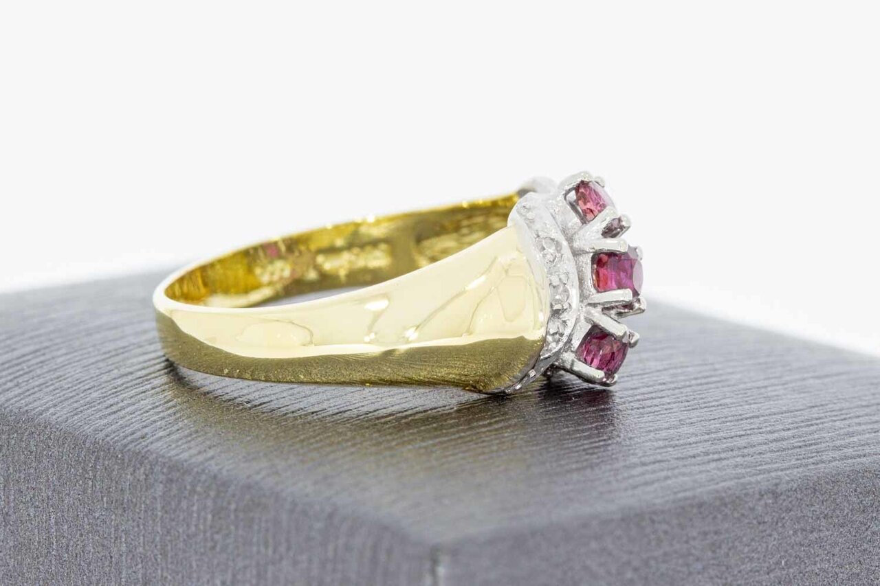 585 Goldene Entourage Ring mit Diamant und Rubin - 18,7 mm