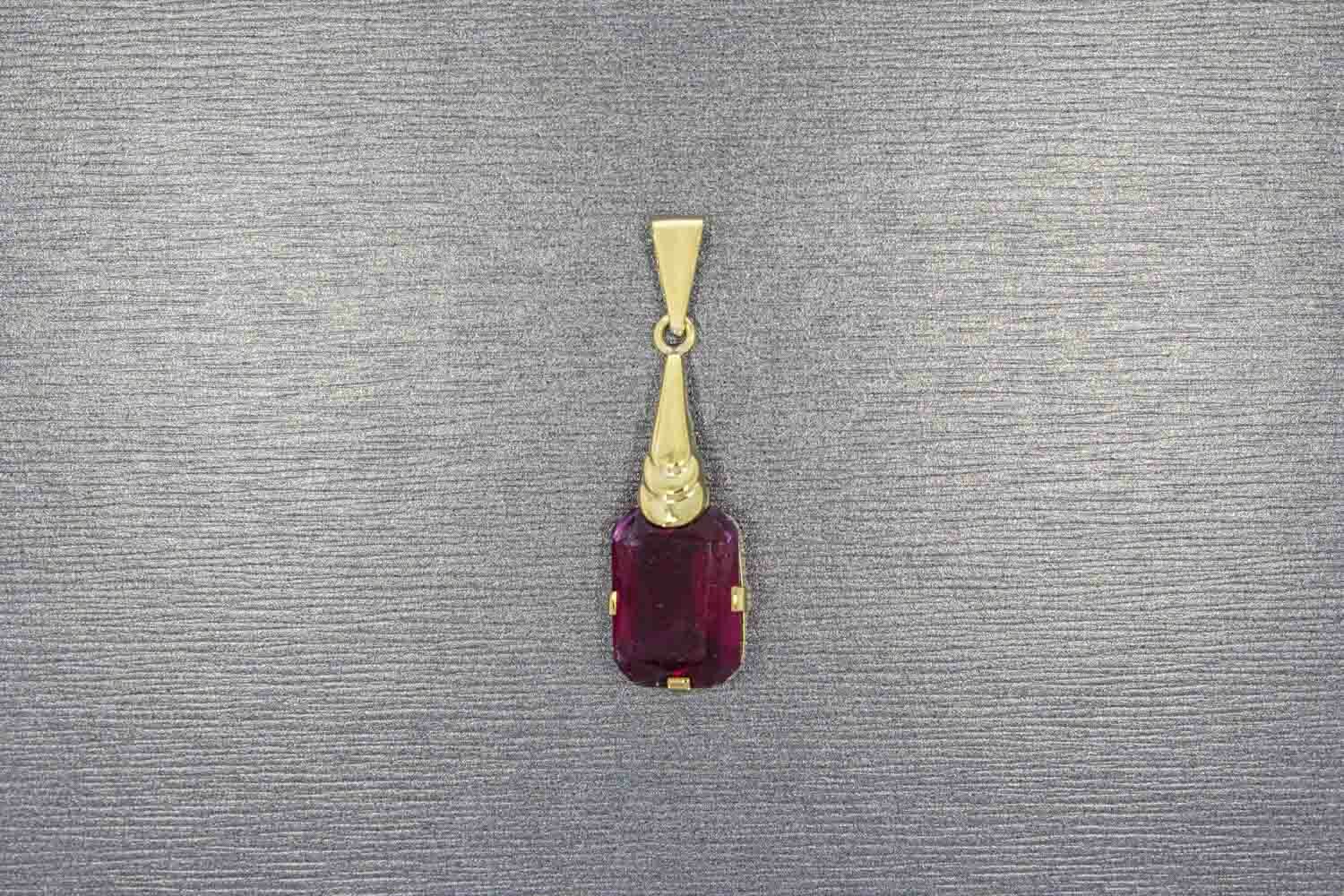Vintage Rubin Halskettenanhänger - 3,4 cm
