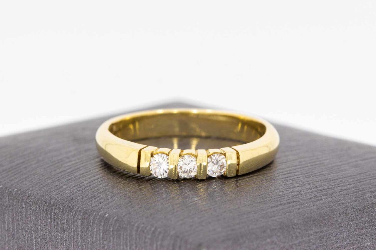 14 Karat Goldene Ring mit Diamant - 17,5 mm
