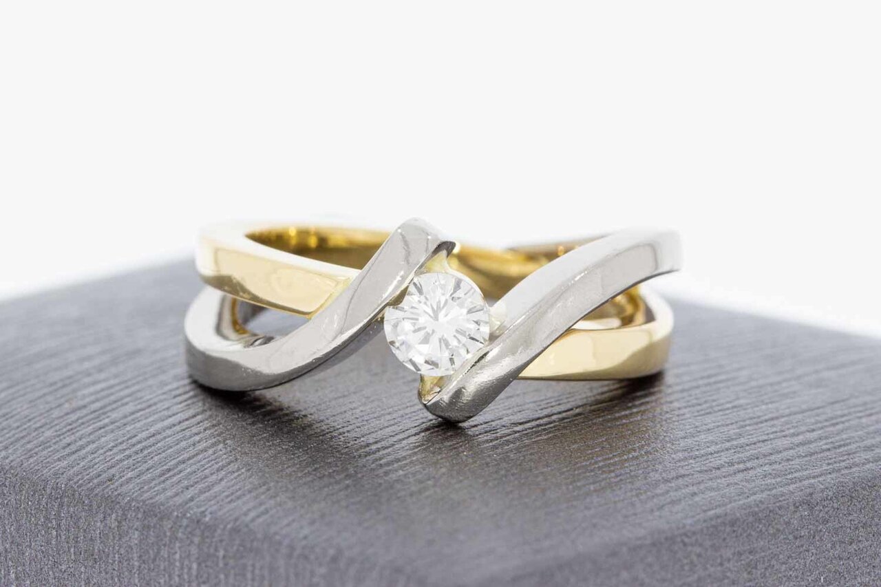 14 Karat Gold geschwungene Diamant Ring - 17,1 mm