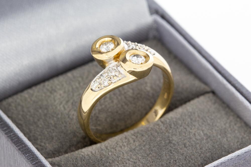 14 Karat geschwungene Gold Diamant Ring - 17,9