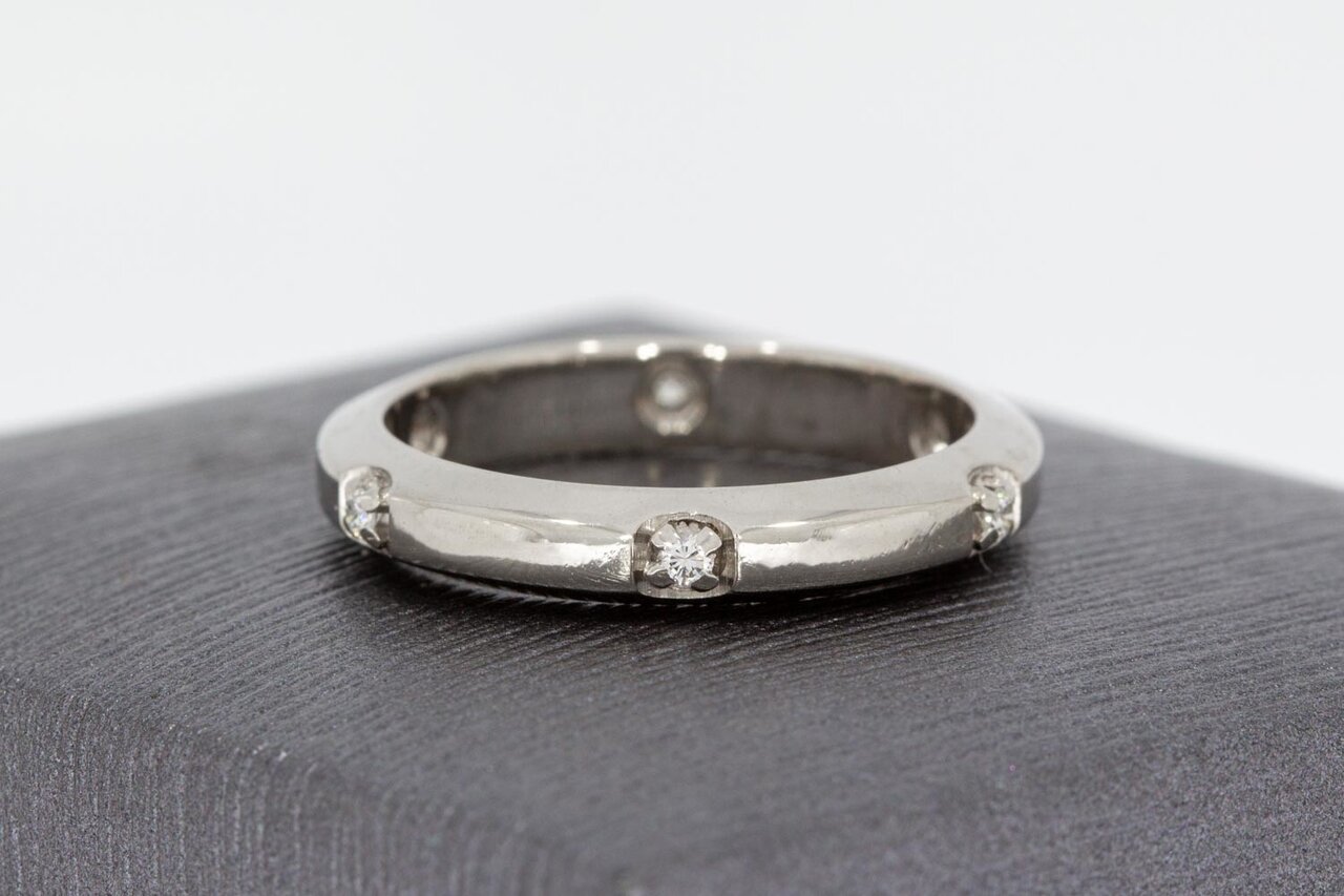 750 Gold Ring mit Diamant - 17,2 mm