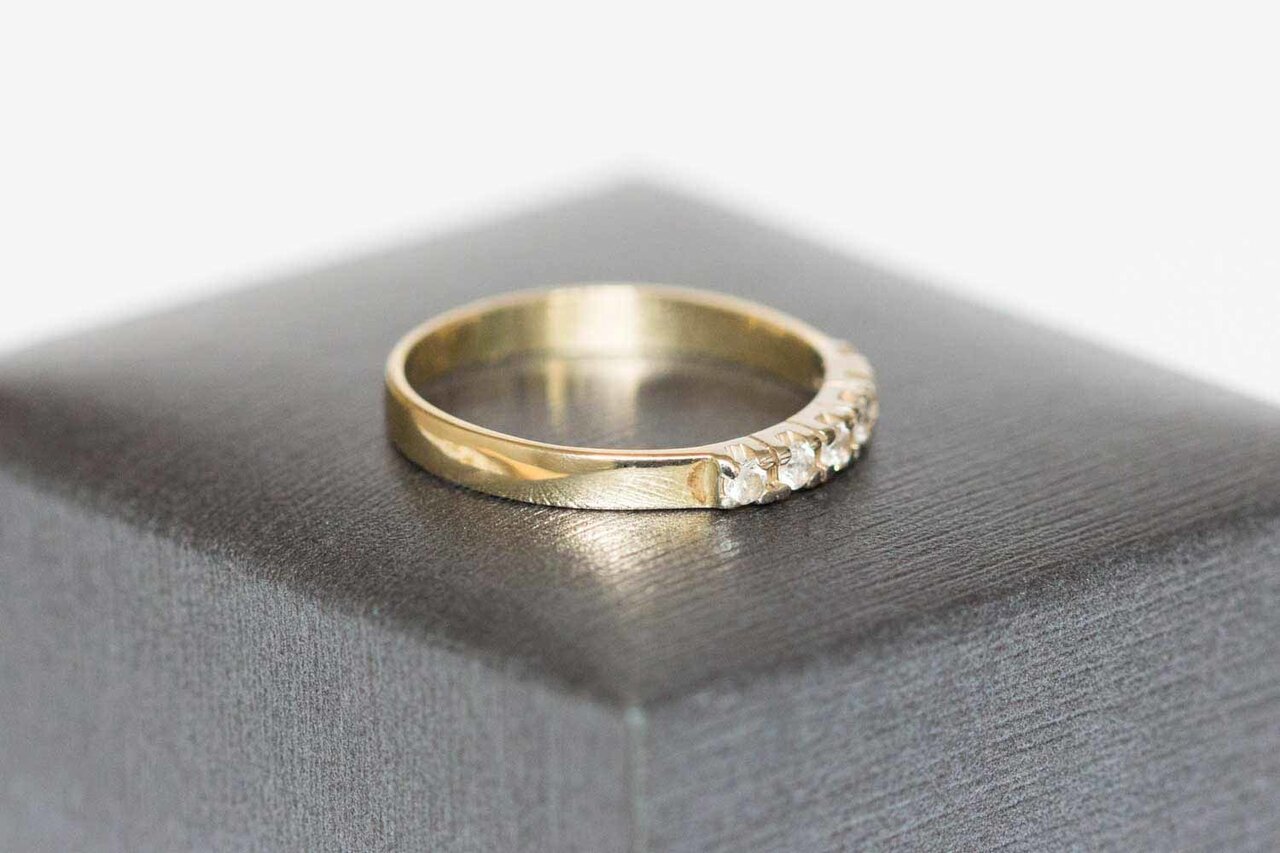 14 Karat Goldring mit Zirkonia - 16,5 mm