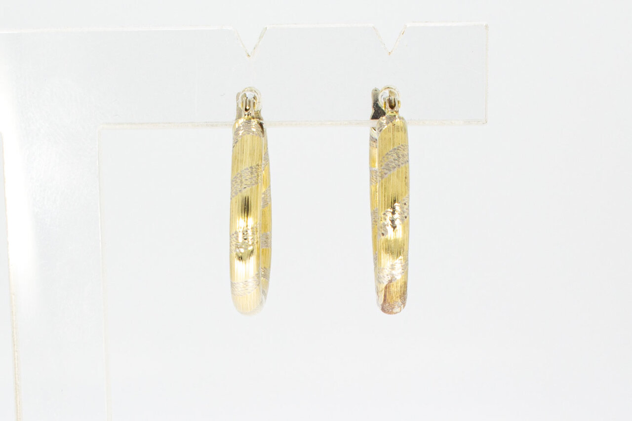 Figurierte 14 Karat Gold Kreolen - 2,1 cm