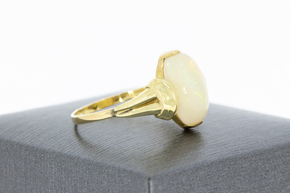 Goldene Opalring 14 Karat - 18,5 mm