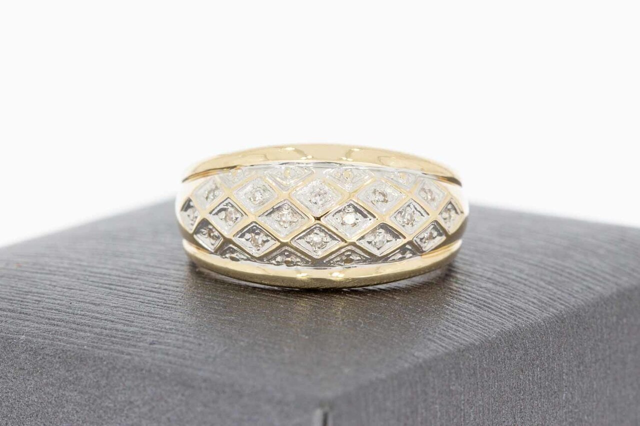 14 Karat Ring mit Diamant - 17,4 mm