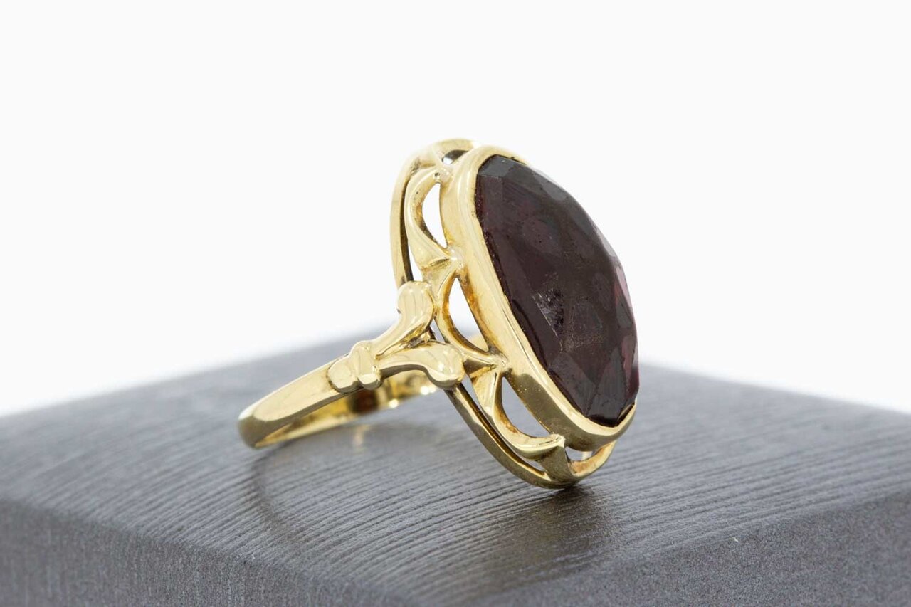 14 Karat Goldene Granat Ring - 16,7
