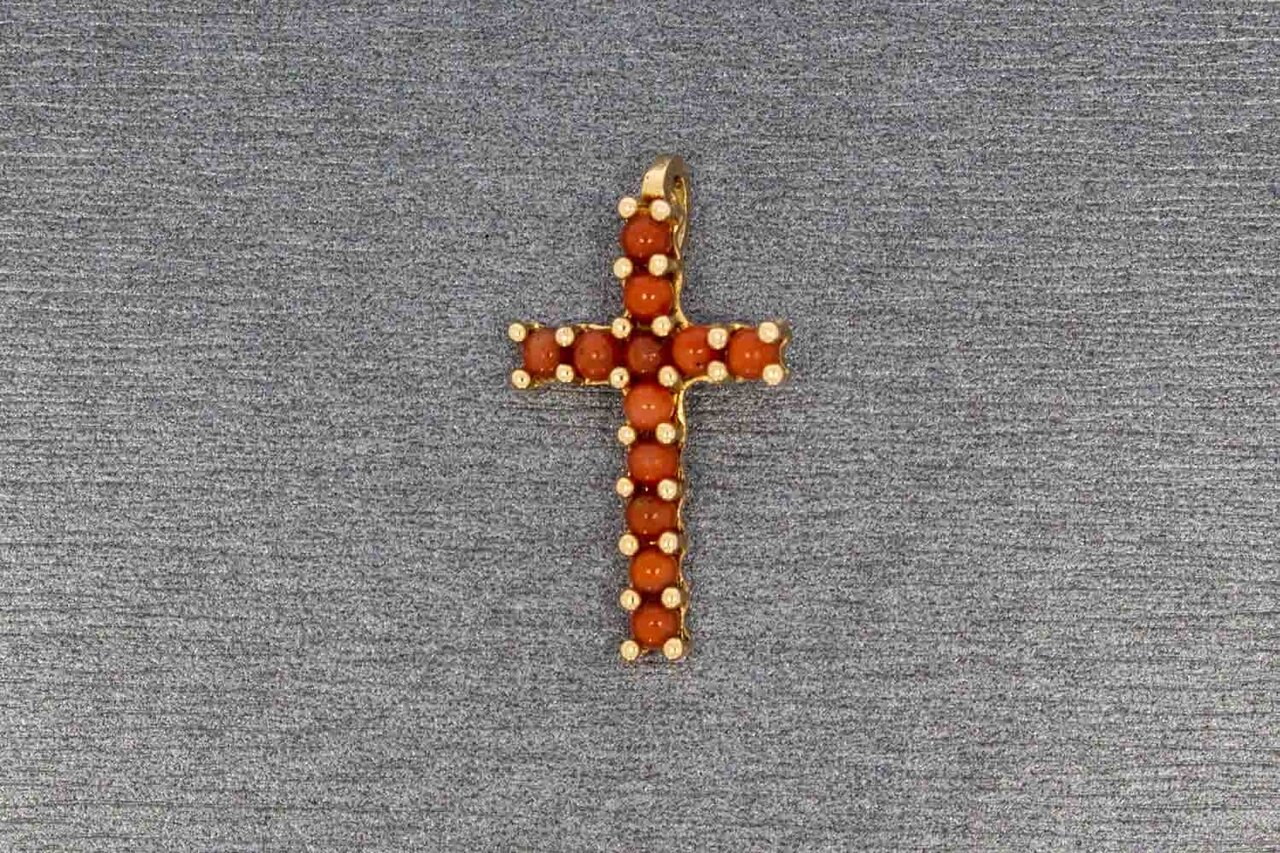 14 Karat Kreuz Anhänger mit rote Koralle