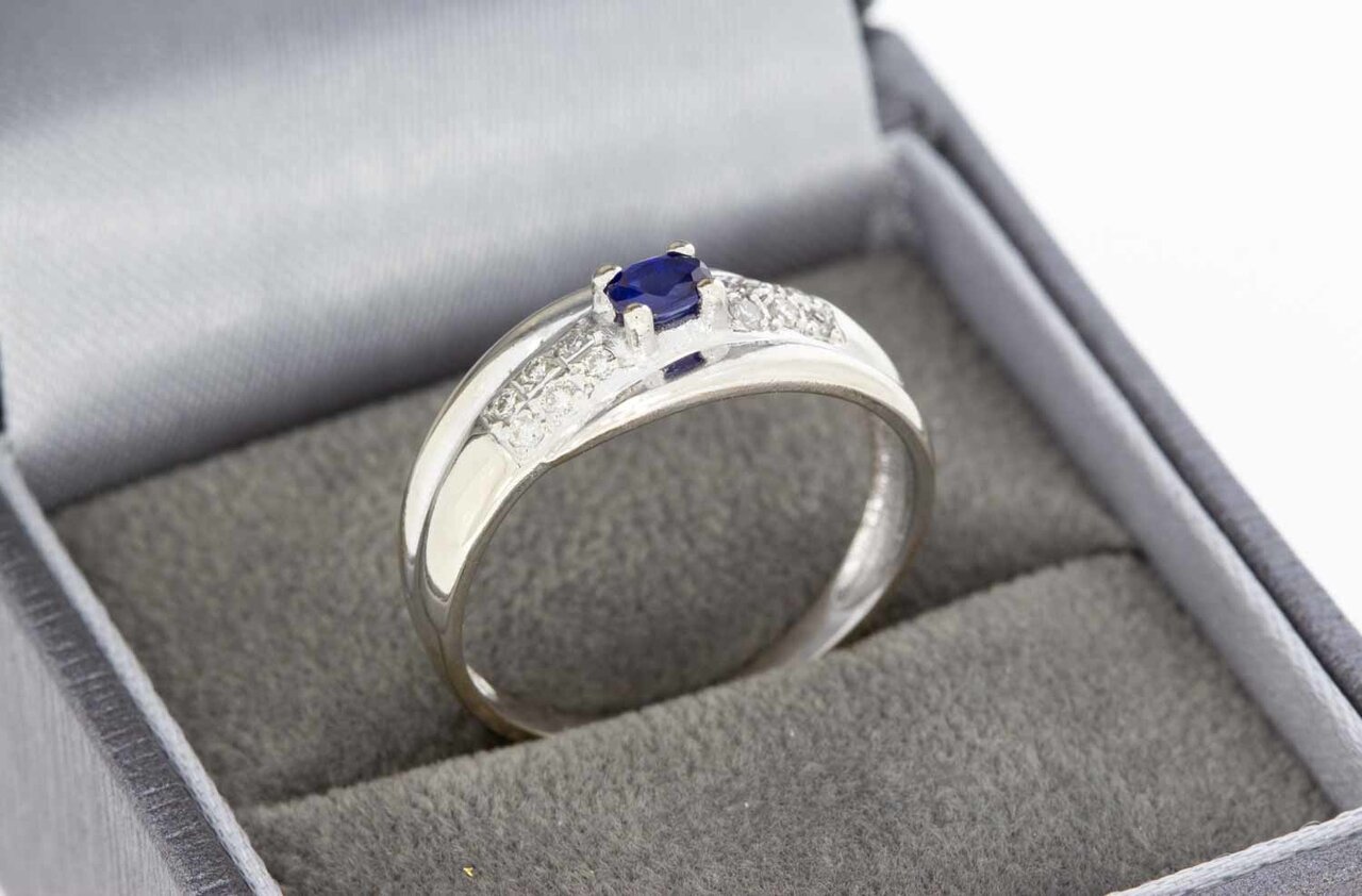 Edelstein Goldring 18 Karat - 18,6 mm