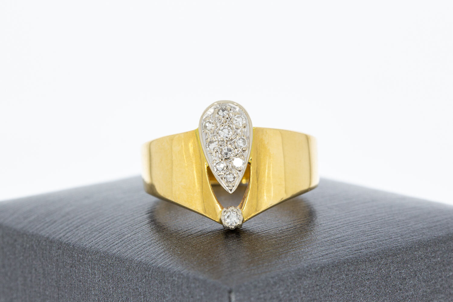 Diamantring 18 Karat Gold - 18,7 mm