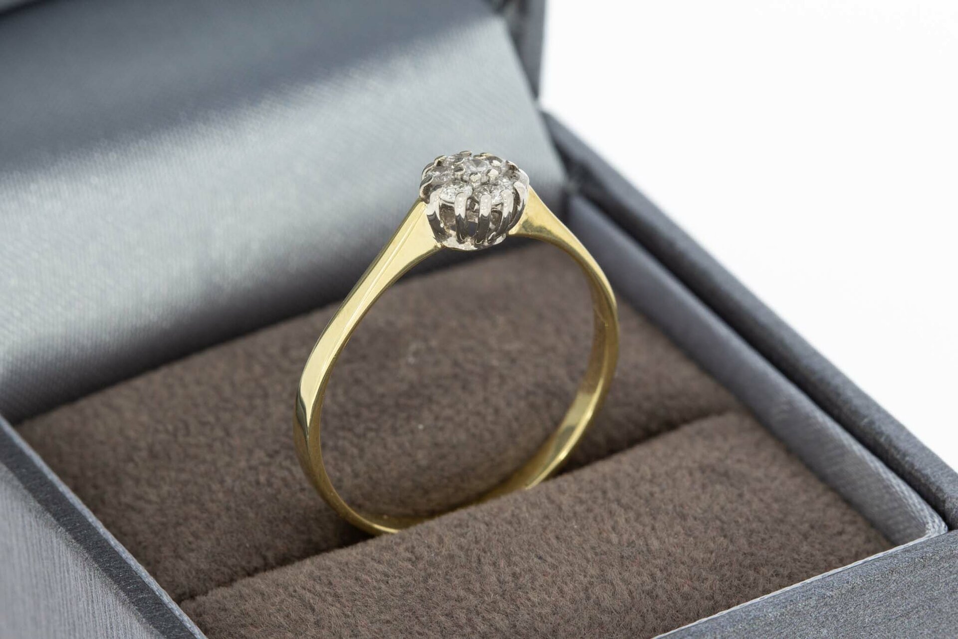 585 Gold Rosettenring Damen mit Zirkonia - Ringgr&ouml;&szlig;e 58