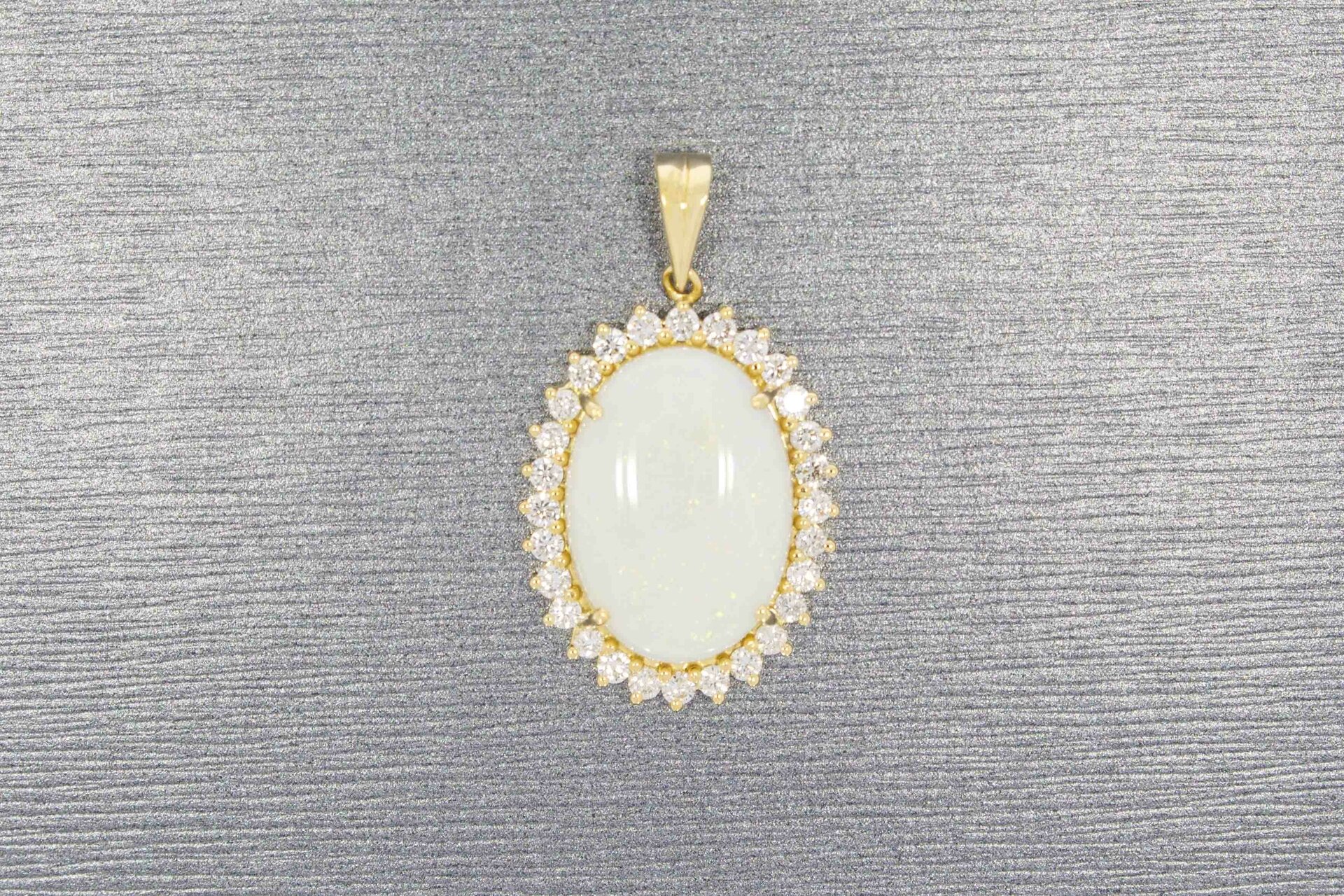 18 Karat Edelstein Anhänger - 2,3 cm