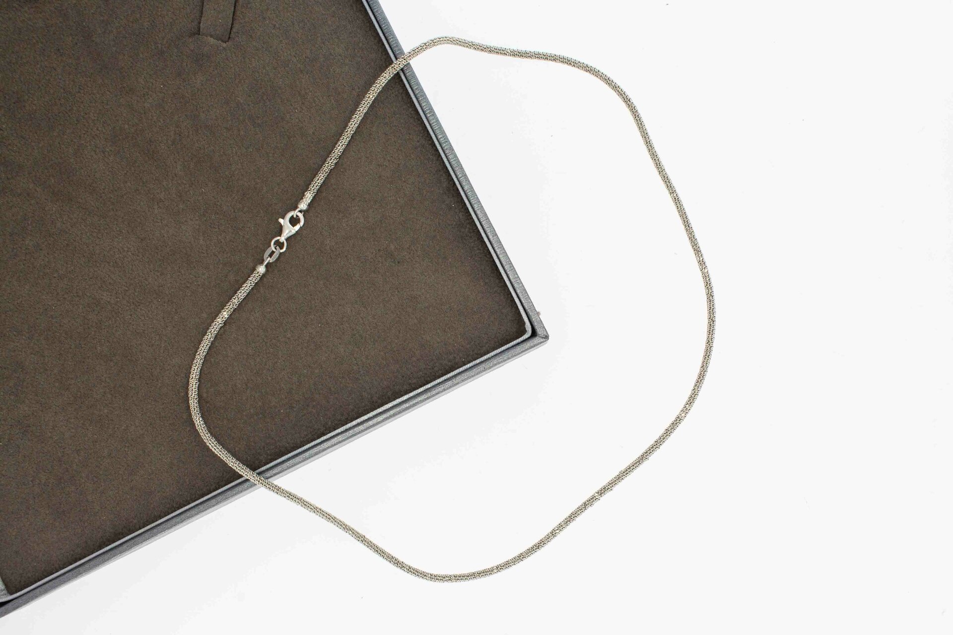 Geflochtene Weißgold Halskette 750 - 44 cm