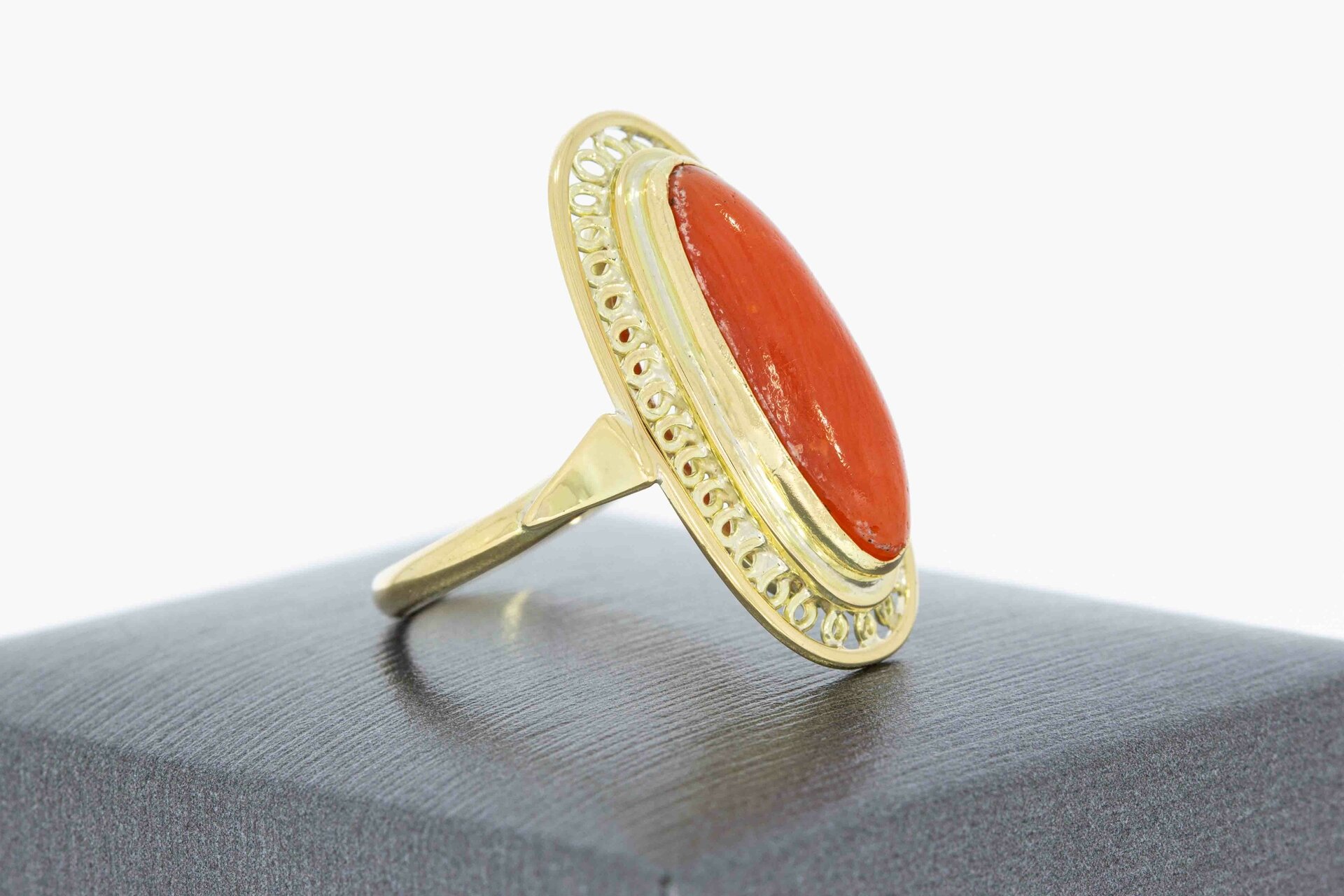 Rote Korallen Ring 585 Gold - 17.1 mm