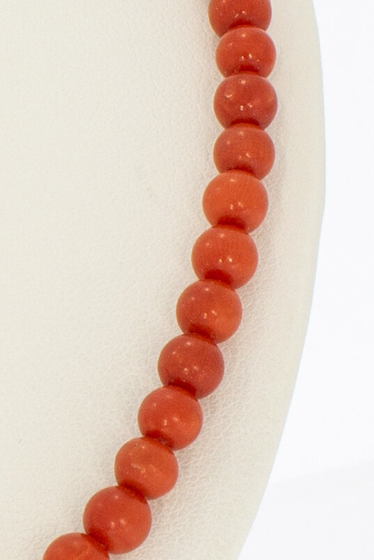 Rote Korallenkette 14 Karat Gold – 39,5 cm