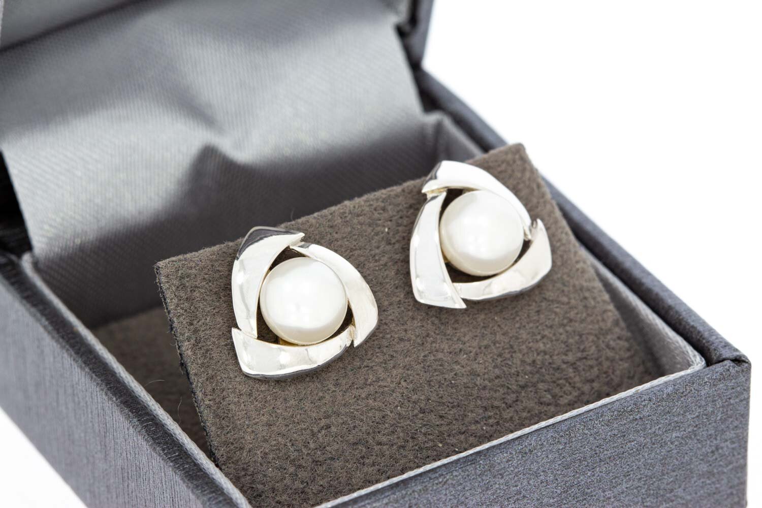 Perlen Ohrstecker 750 Gold - 1,2 cm