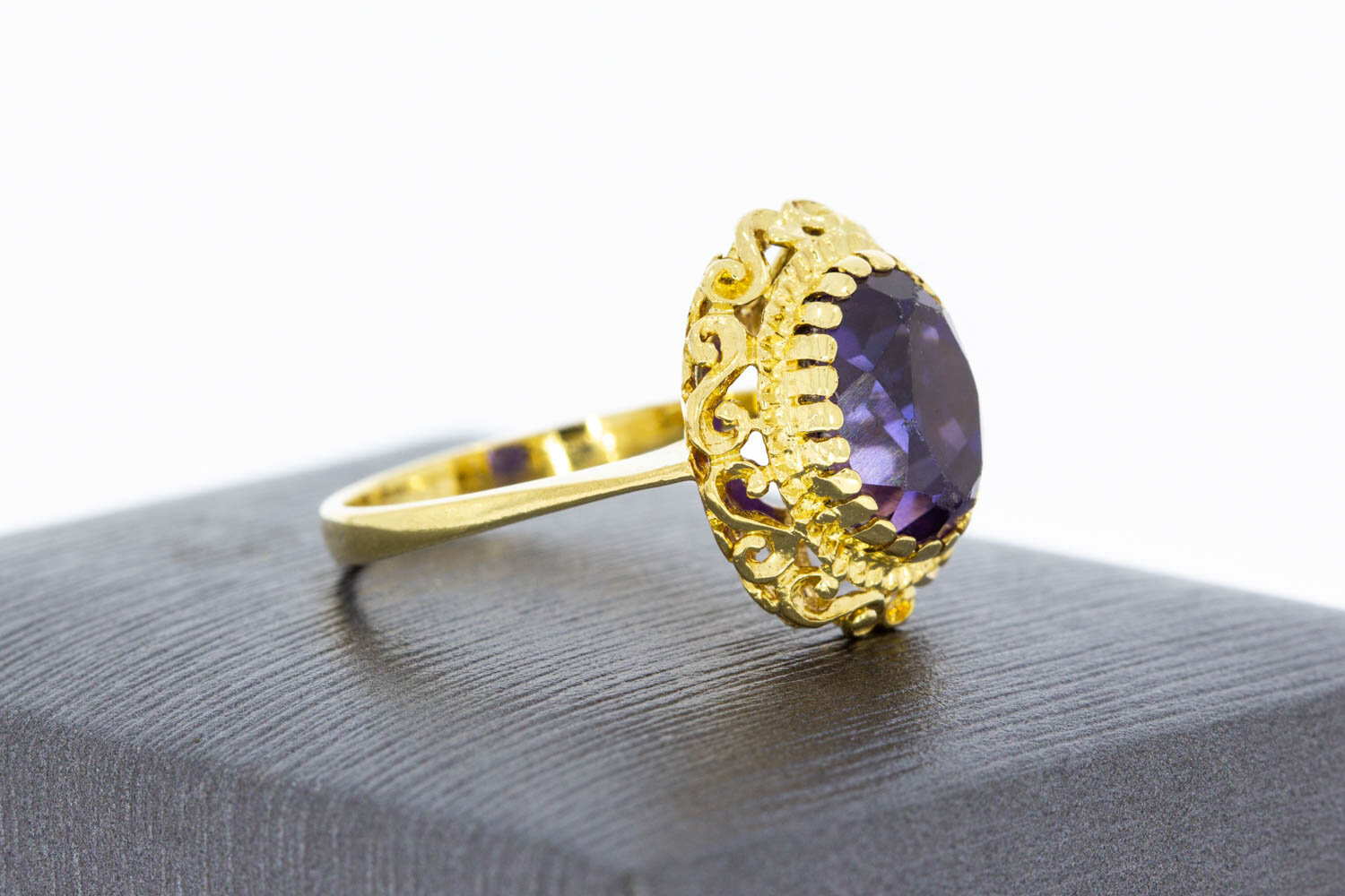 Amethyst Goldring 18 Karat - 16,8 mm