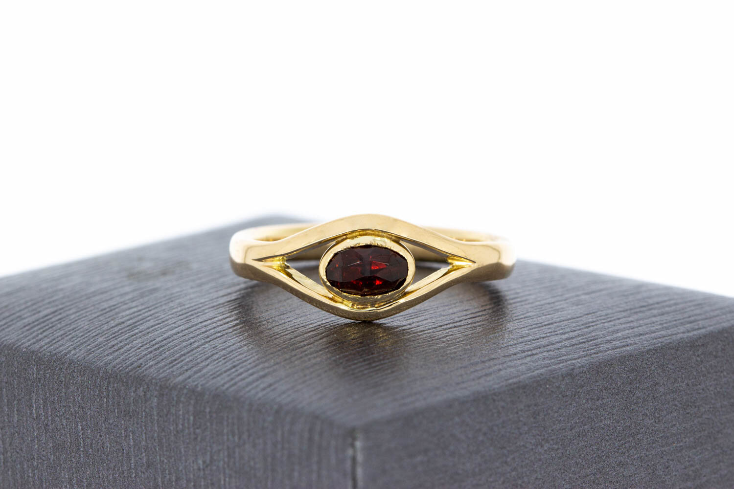 Vintage Granat Ring 14 Karat - 17,4 mm
