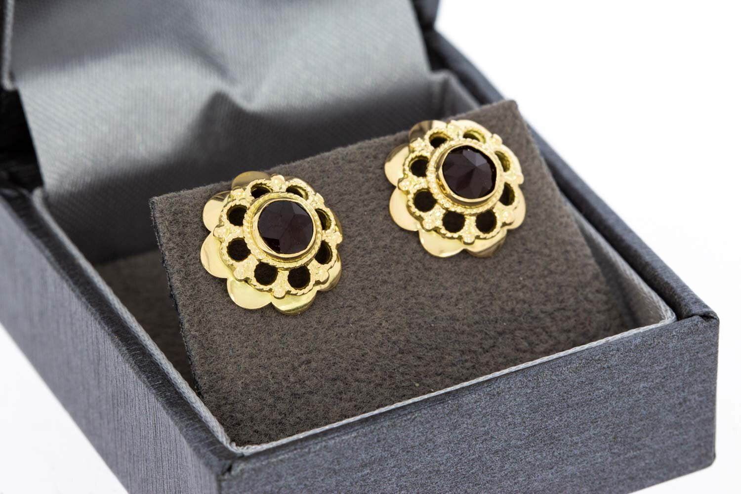 Granat Ohrstecker 14 Karat Gold - 1,2 cm