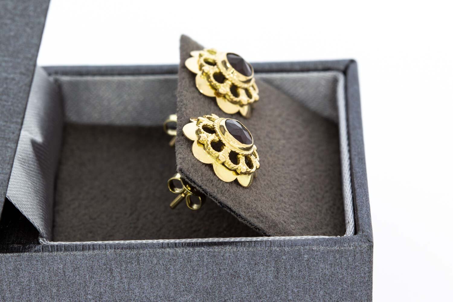 Granat Ohrstecker 14 Karat Gold - 1,2 cm