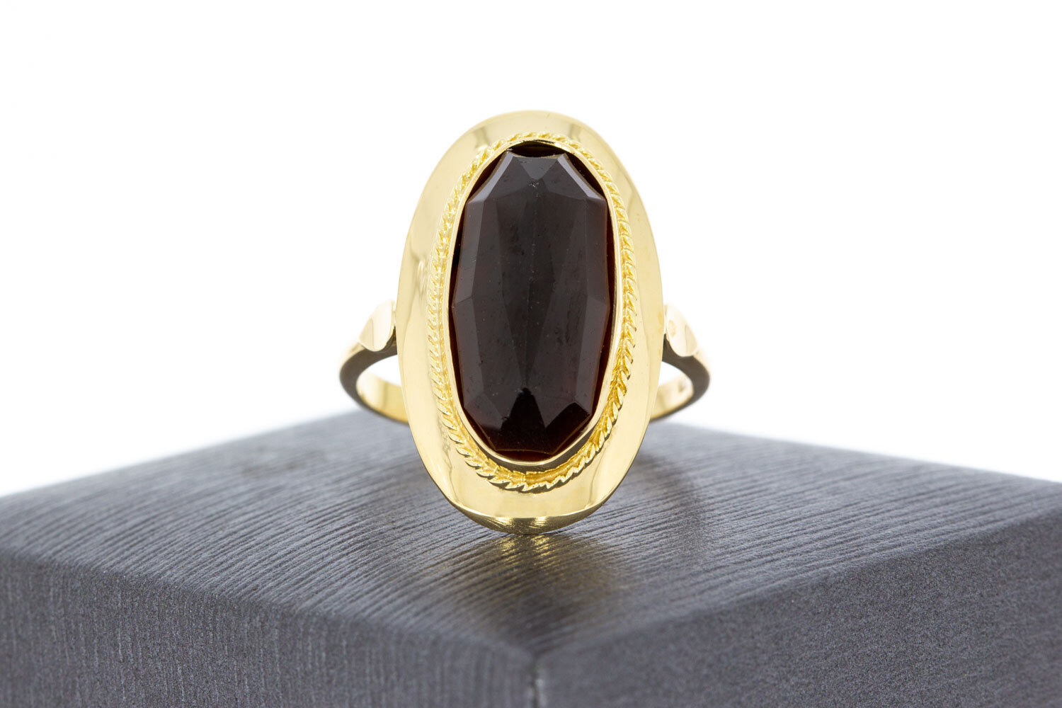 Vintage Granat Ring 14 Karat Gold - 18,2 mm