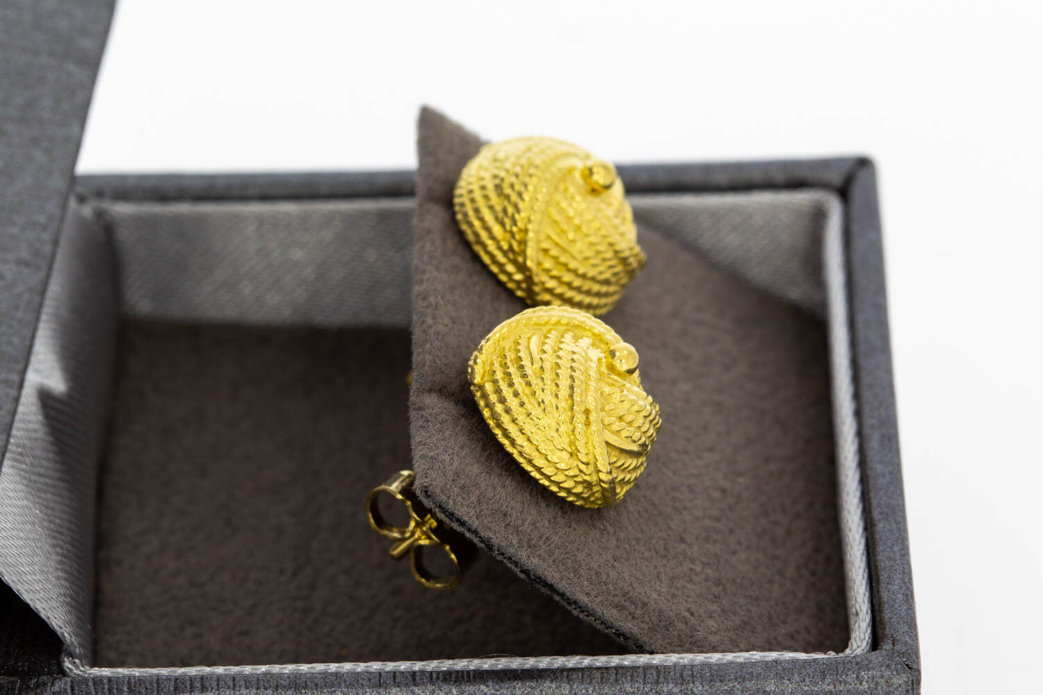 Knoten Ohrstecker 18 Karat Gold - 1,1 cm