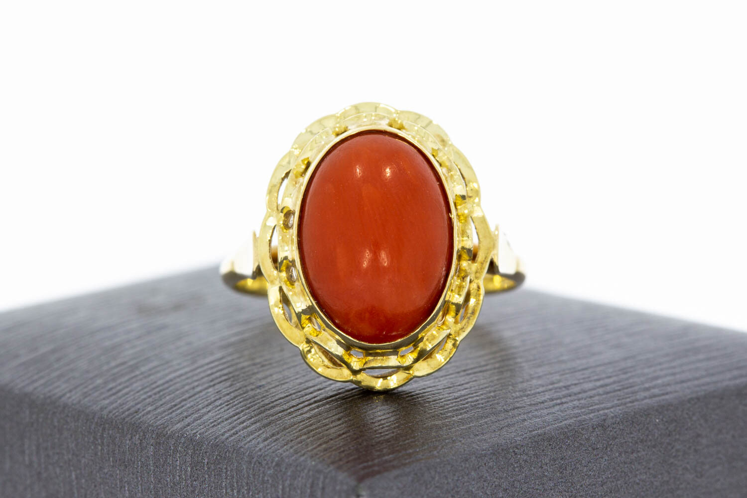 Korallen Ring 14 Karat Gold - 18,3 mm