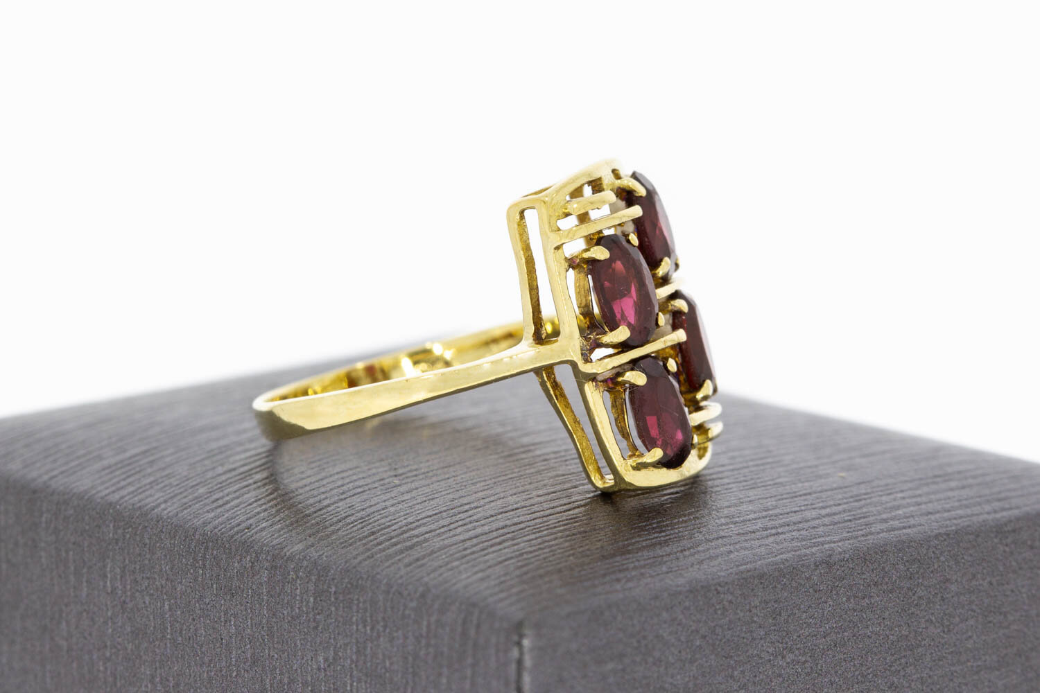 Vintage Granat Ring 14 Karat Gold - 18,2 mm