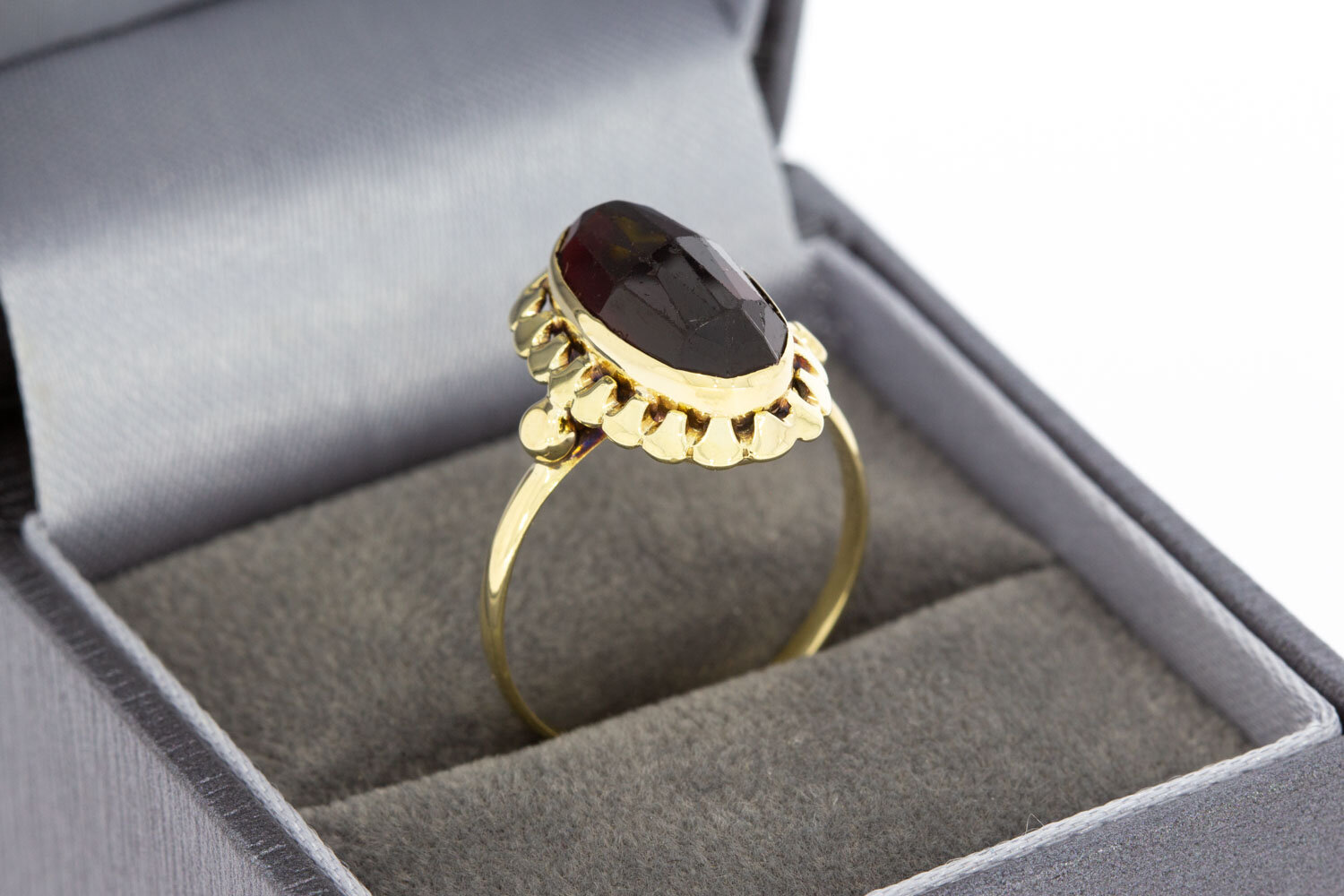 Vintage Granat Ring 14 Karat Gold - 17,5 mm