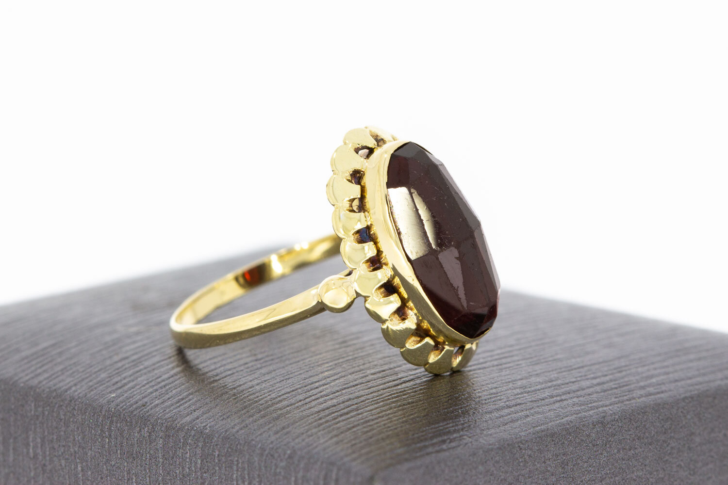 Vintage Granat Ring 14 Karat Gold - 17,5 mm