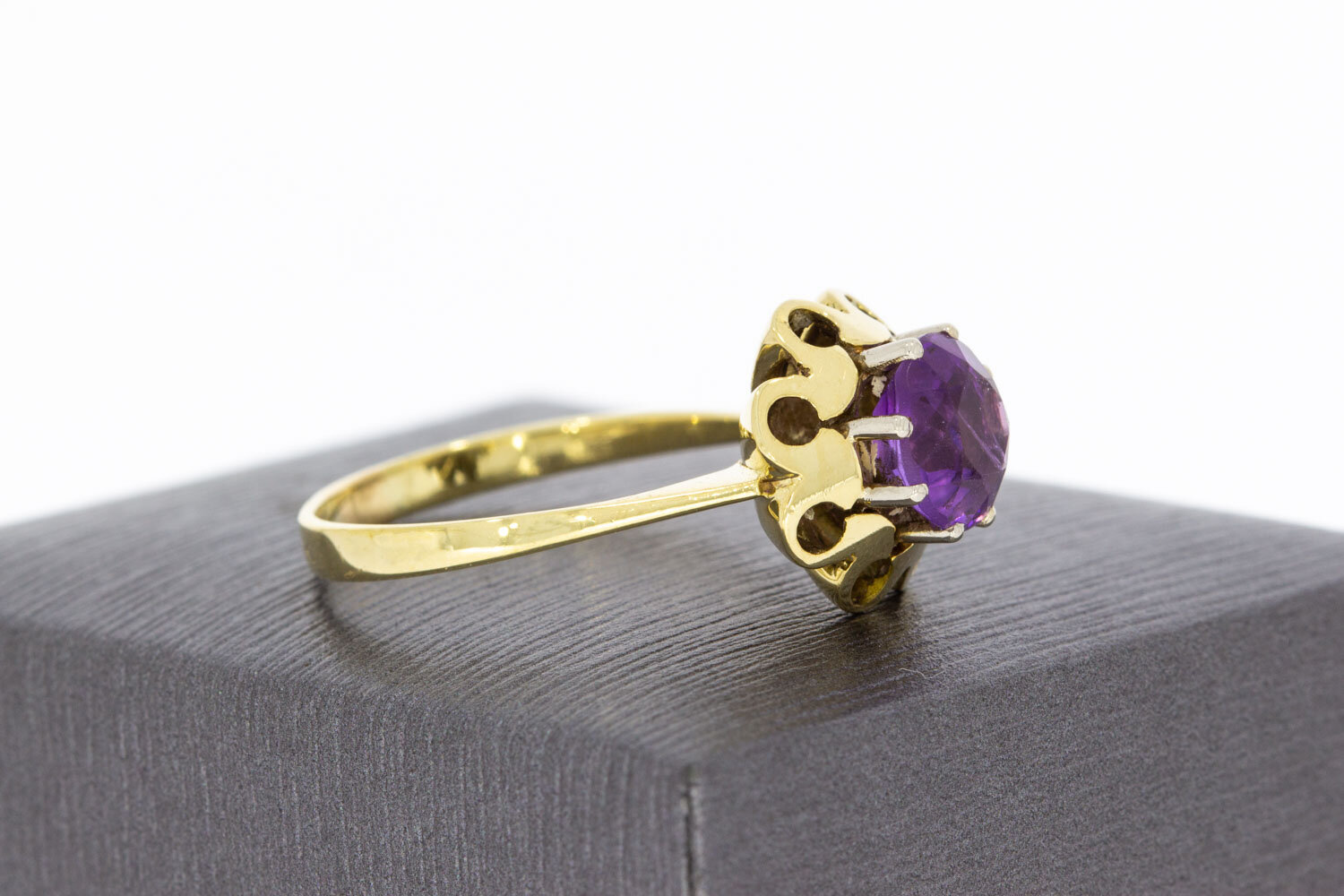 Amethyst Gold Ring 1Karat - 19,2 mm