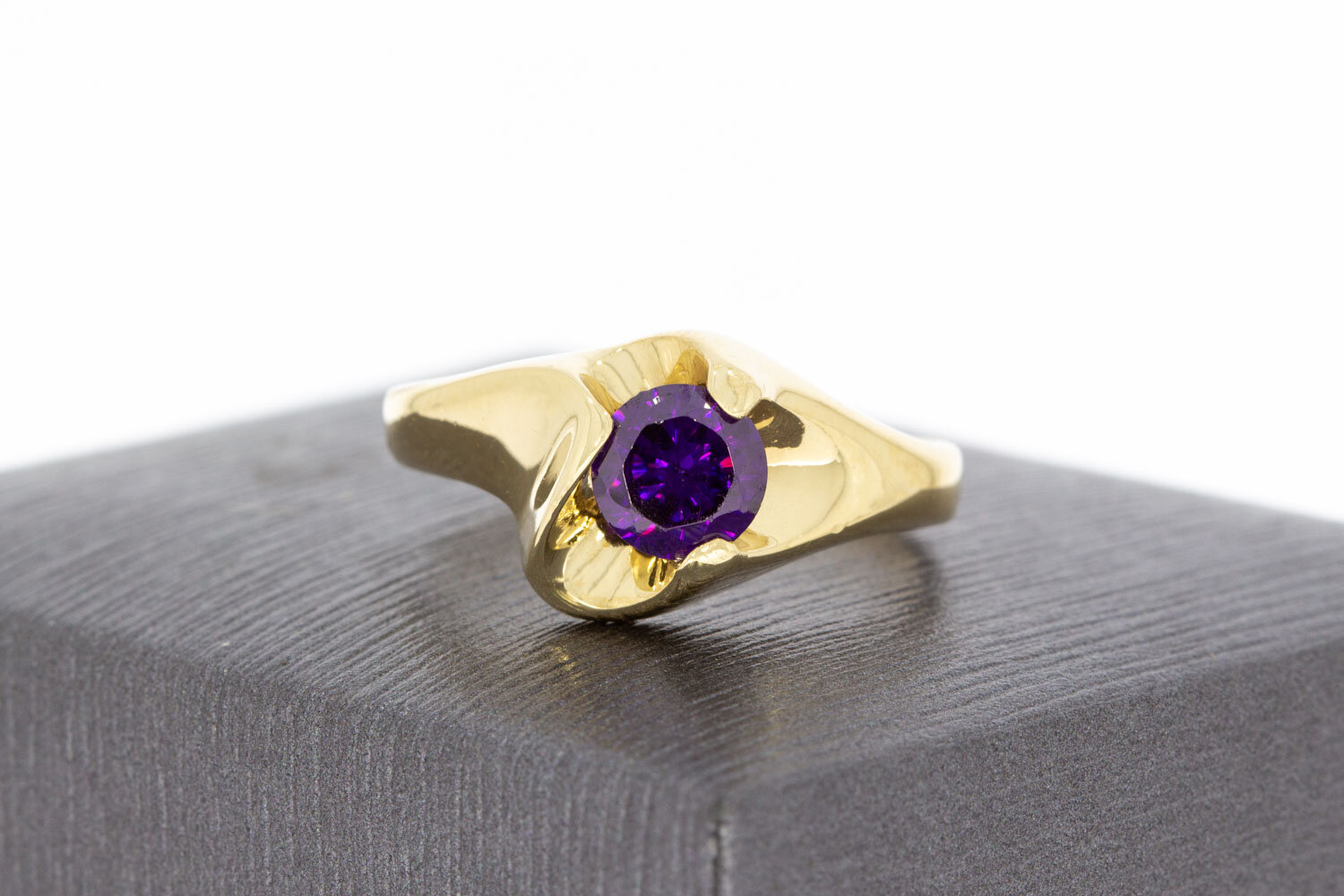 Amethyst- Ring 14 Karat Gold - 17,9 mm