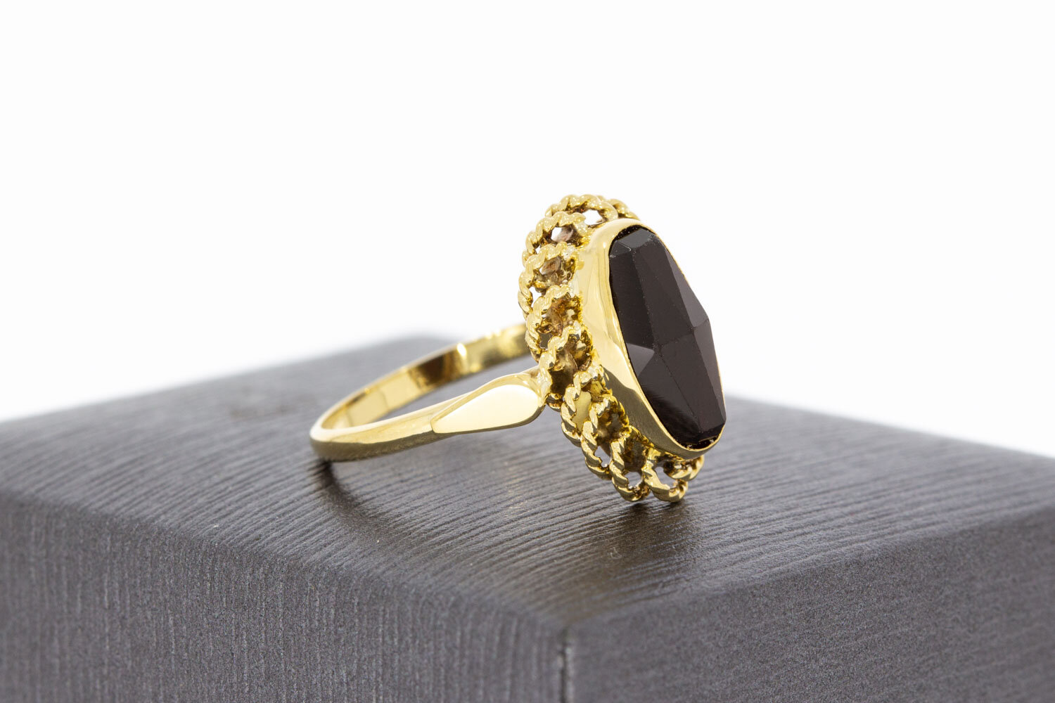 Vintage Granat Ring 14 Karat Gold - 17,4 mm