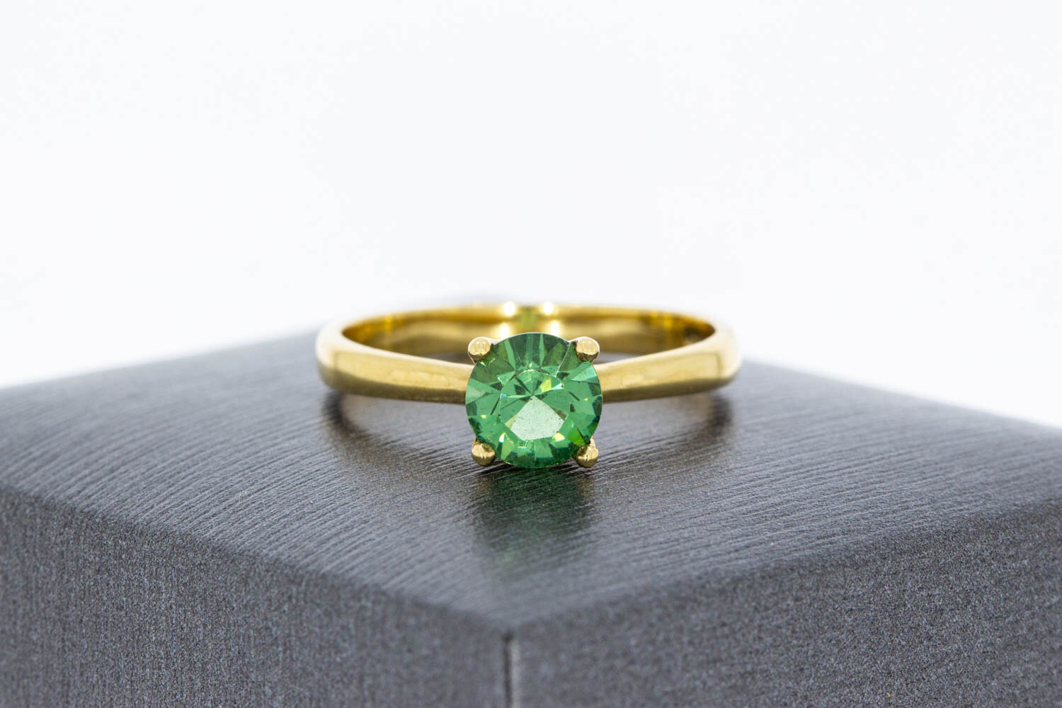 Edelstein Damenring 750 Gold - 17,6 mm