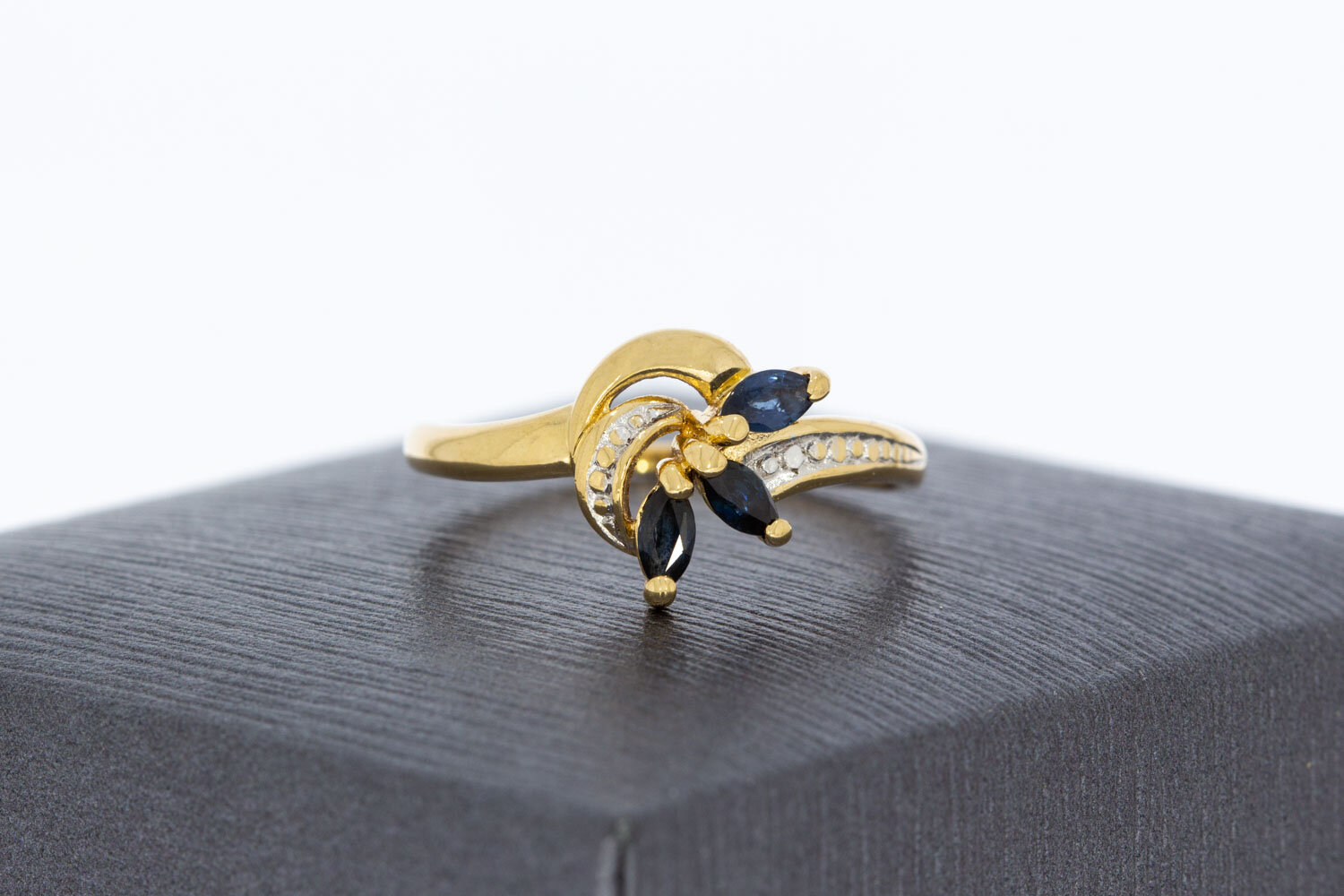 Saphir Ring Damen 18 Karat Gold - 16,7 mm