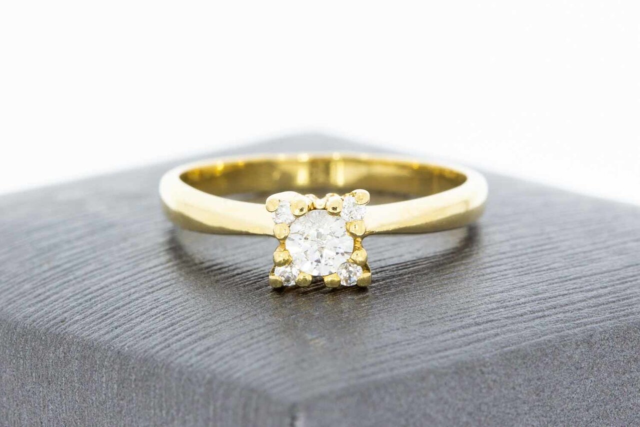 Goldene Damen Ring 18 Karat - 16,8 mm