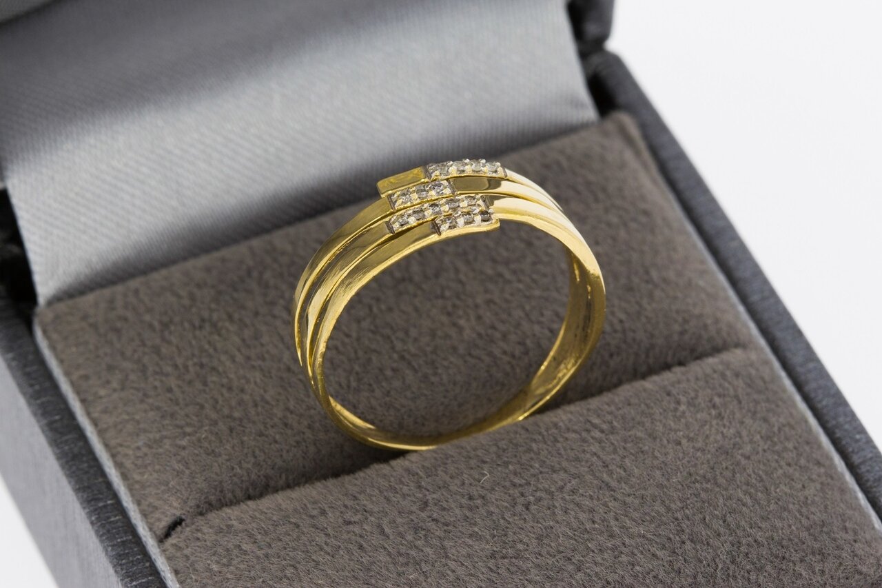 18 Karat Ring mit Diamant - 17,3 mm