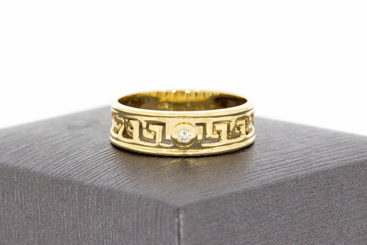14 karaat ring met diamant - 17,8 mm