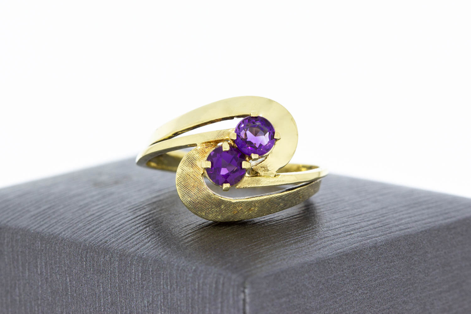 Vintage 585 Gold Ring Damen mit Amethyst - Ringgr&ouml;&szlig;e 54