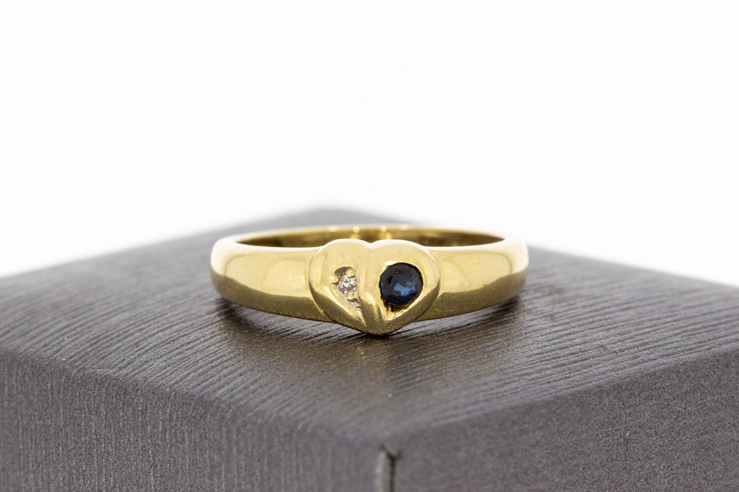 585 Gold Herzring Damen mit Saphir - Ringgr&ouml;&szlig;e 55
