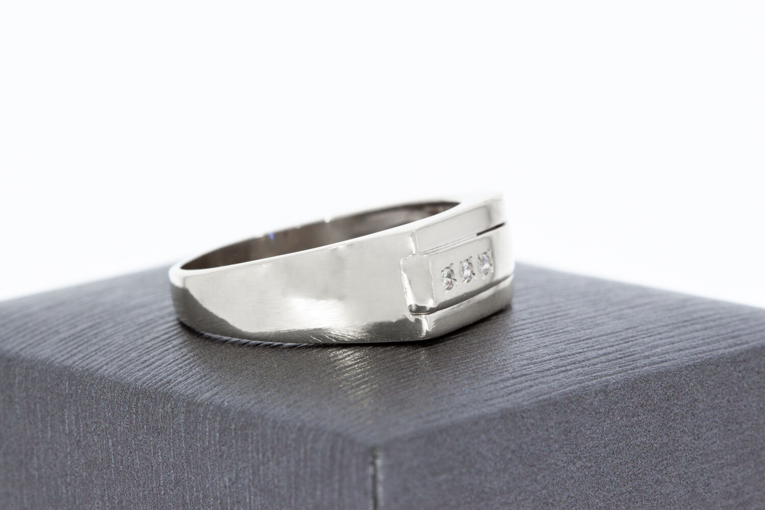585 Gold Statement-Ring mit Zirkonia - Ringgr&ouml;&szlig;e 63, 5,2 g